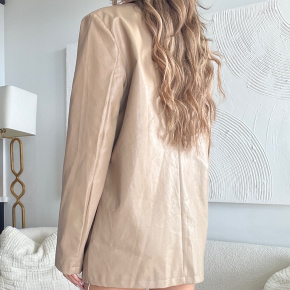 Vegan Leather Blazer - Picture 7 of 7